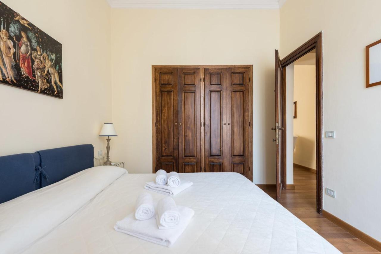 Charming 2bed Overlooking Duomo - Hosted By Sweetstay Apartamento Florença