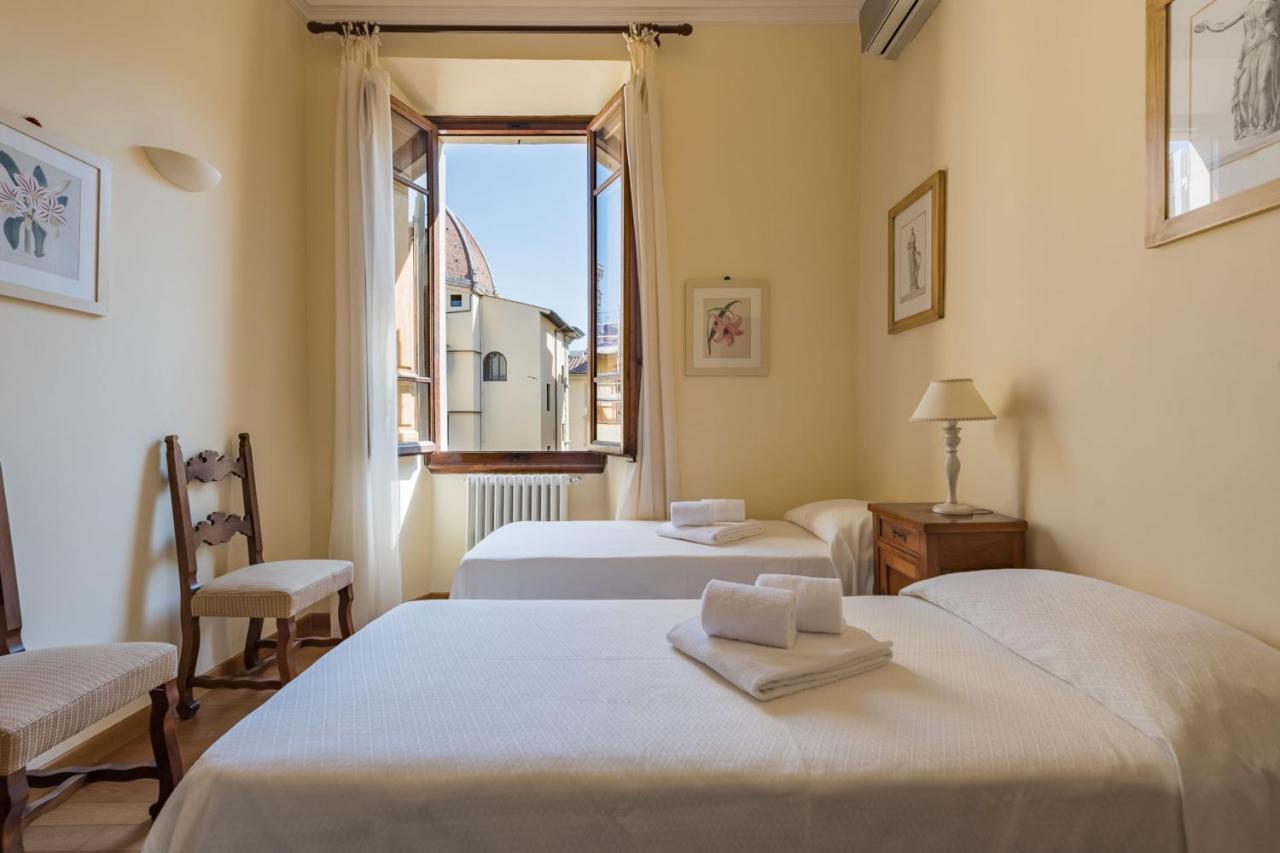 Charming 2bed Overlooking Duomo - Hosted By Sweetstay * Florença