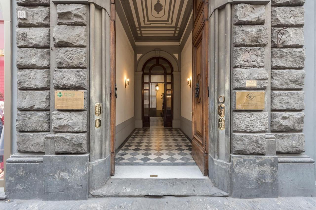 Charming 2bed Overlooking Duomo - Hosted By Sweetstay * Florença